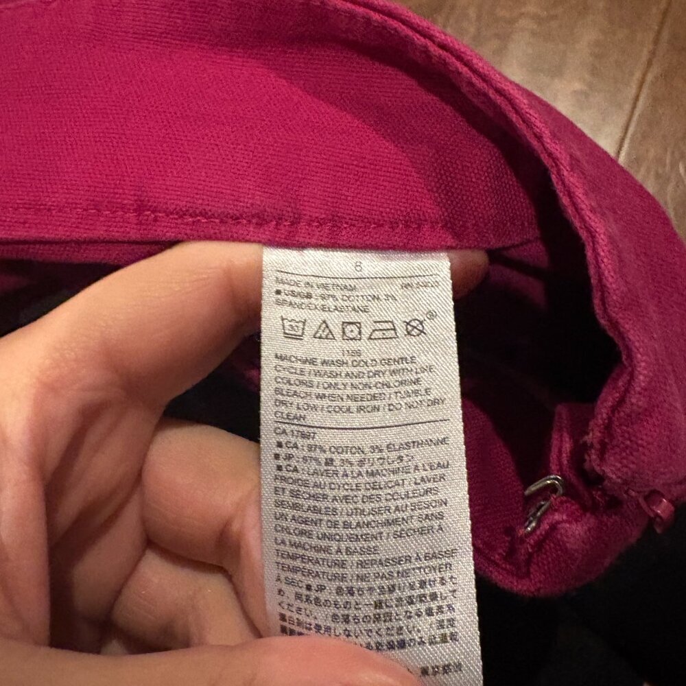 🔆 Banana Republic berry red pink shorts - Picture 4 of 4